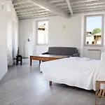 Spacious, Modern, Bright Apartment, Near Piazza Navona!